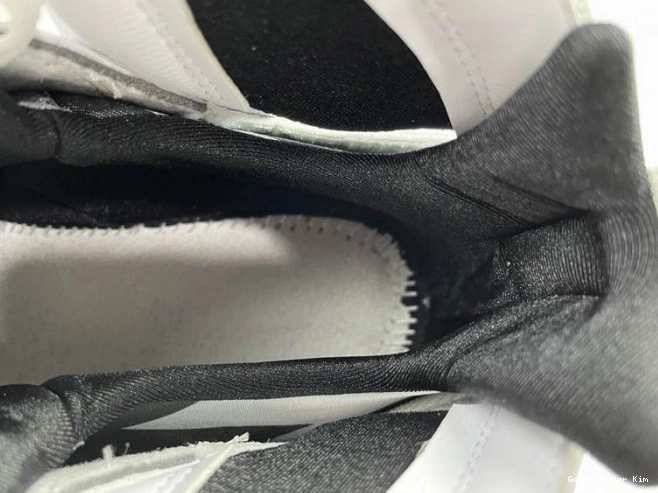 7 CU9307-100 Flint Jordan Retro (2021) 0717